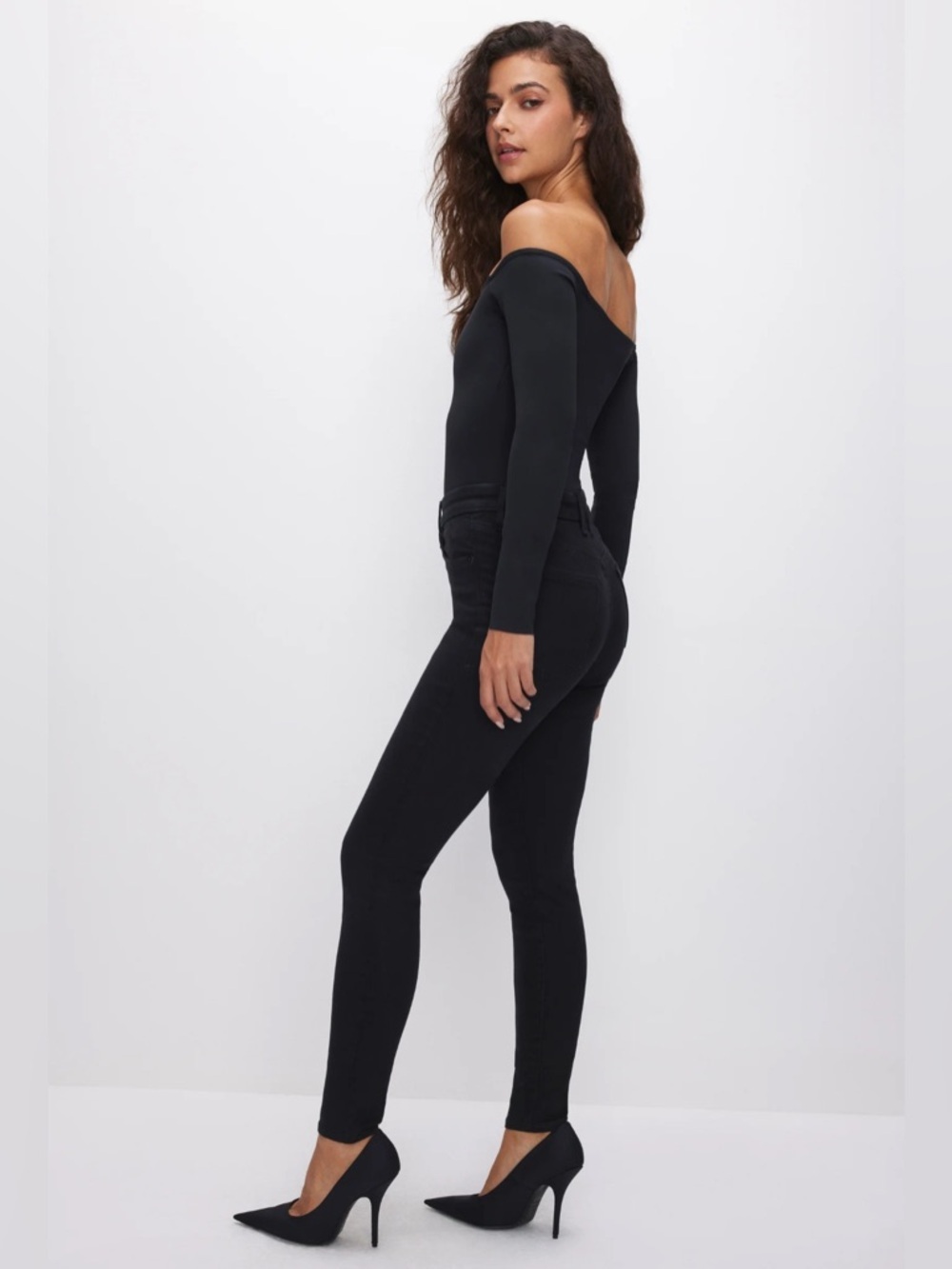 Good American Always Fits Good Legs Skinny Jeans - Picture 3 of 11